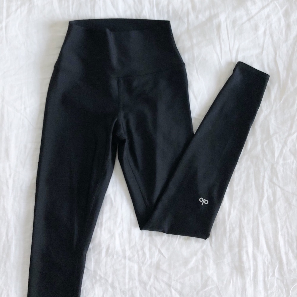 Alo Black Leggings